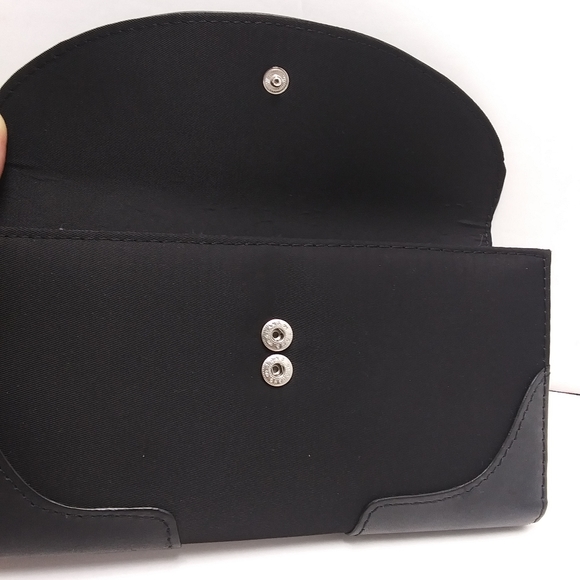 BANANA REPUBLIC Black Nylon & Pleather Wallet Like New - Picture 7 of 12